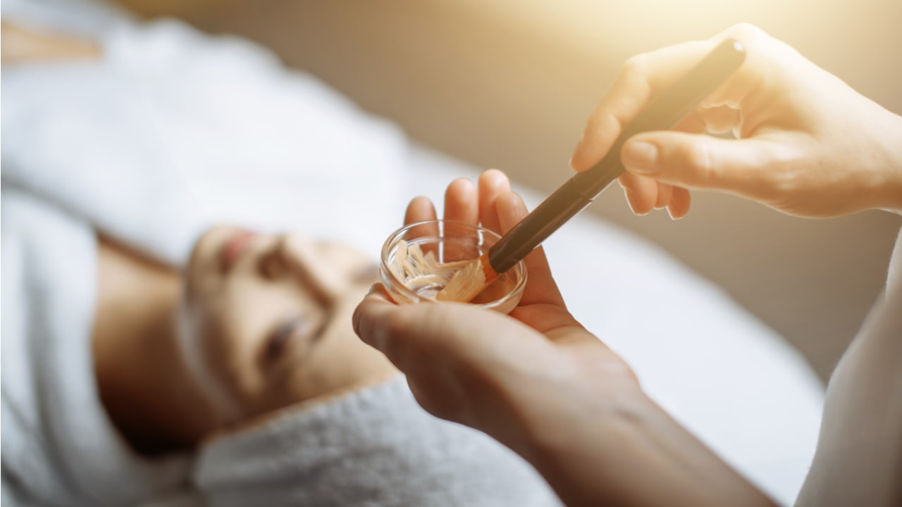 ピーリングとは？どんな効果がある？